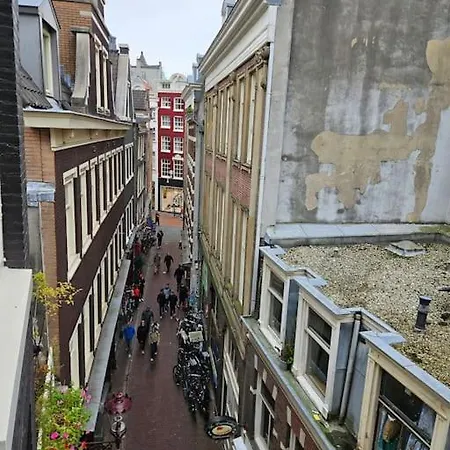 דירה Behind The Dam Square
